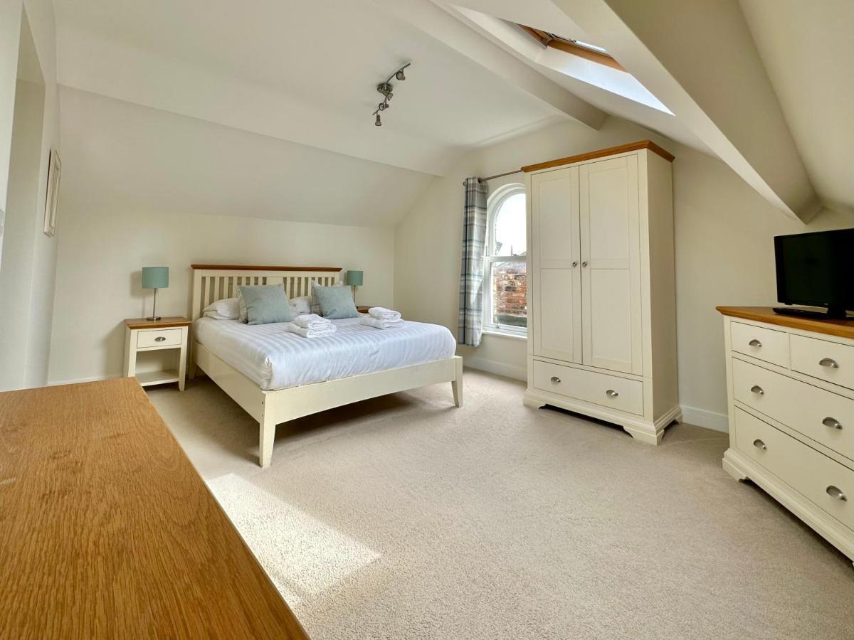 Appartamento 7 Bluebridge Court With Free Parking *