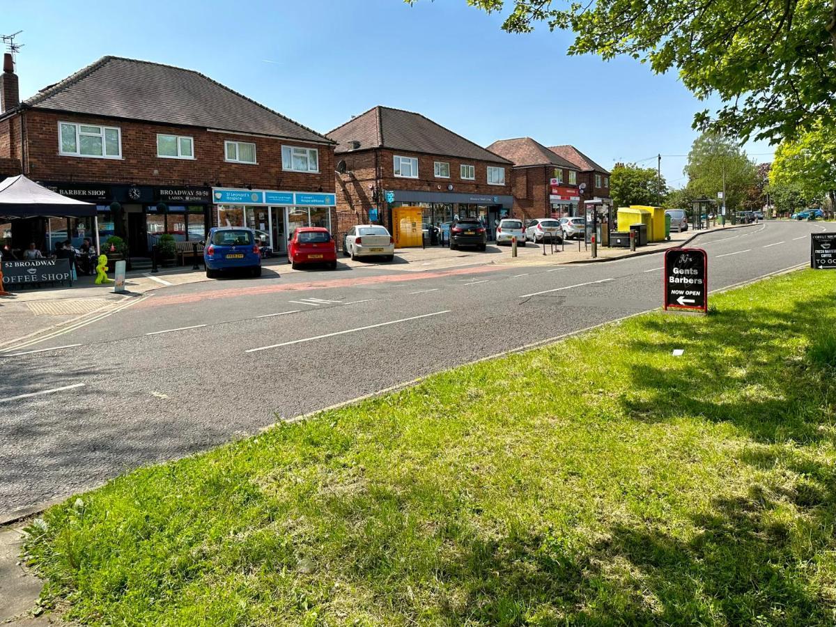7 Bluebridge Court With Free Parking
